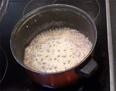 Этап приготовления салапинской каши из круп